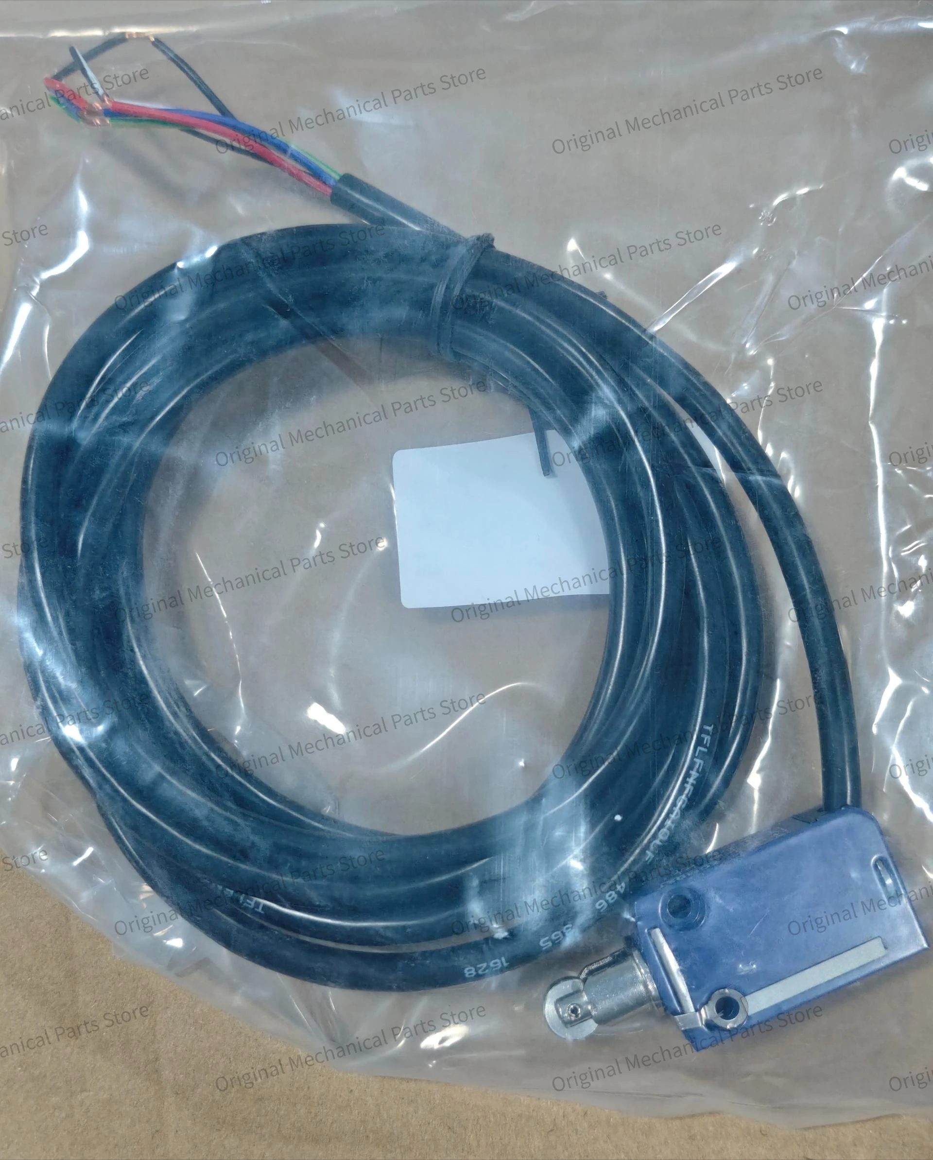 Yepyeni 1 Adet XCMD2102L3 Limi - Limit Switch incelemesi ve fiyatı